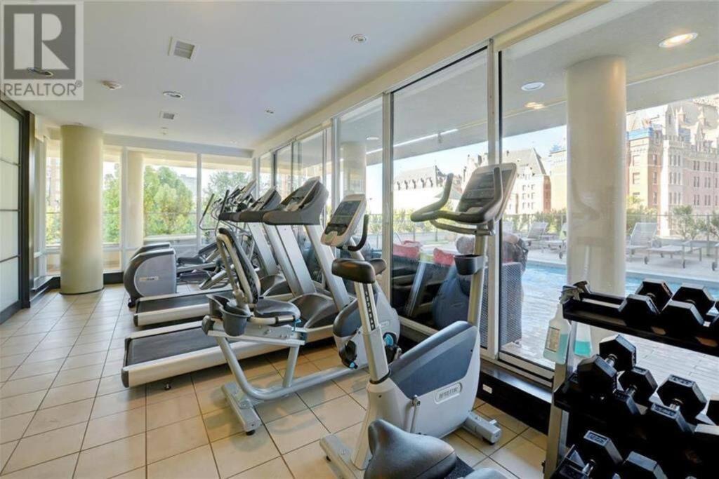 Victoria'S Best Location 2 Bedroom Luxe Condo 外观 照片